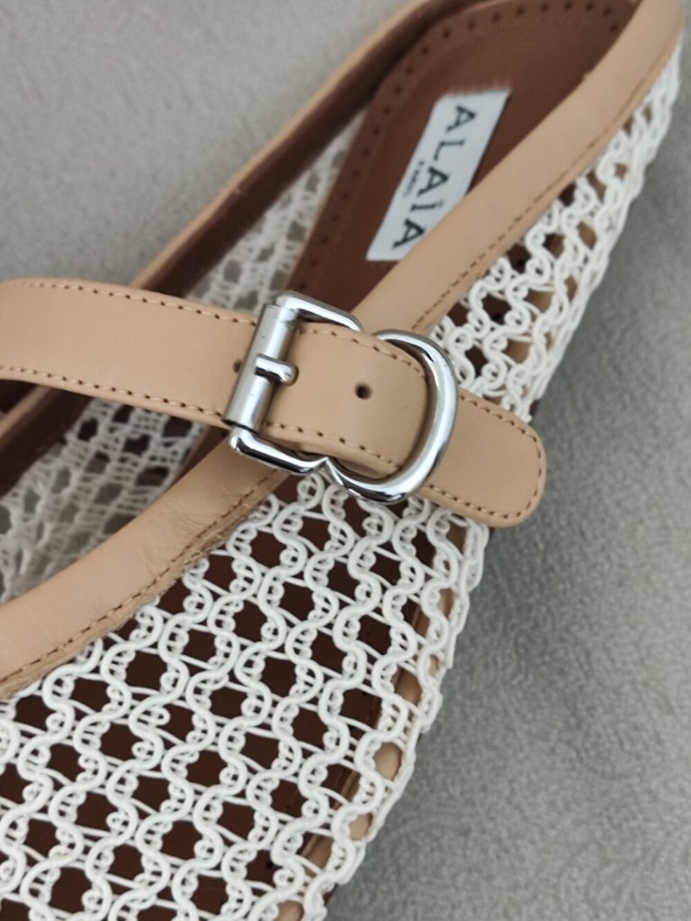 ALAÏA nude woven mesh Mary Jane mules with a single buckle. - Picture 3 of 7